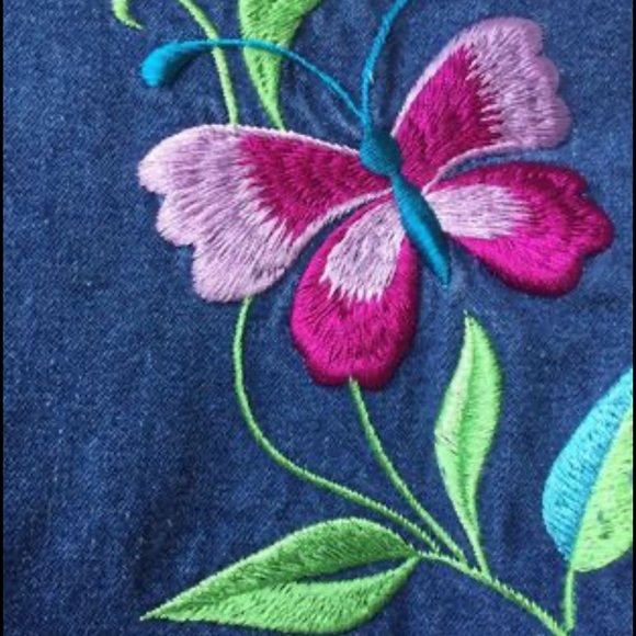 Coldwater Creek woman’s denim jacket Floral Embroidered  size SP - Picture 5 of 12